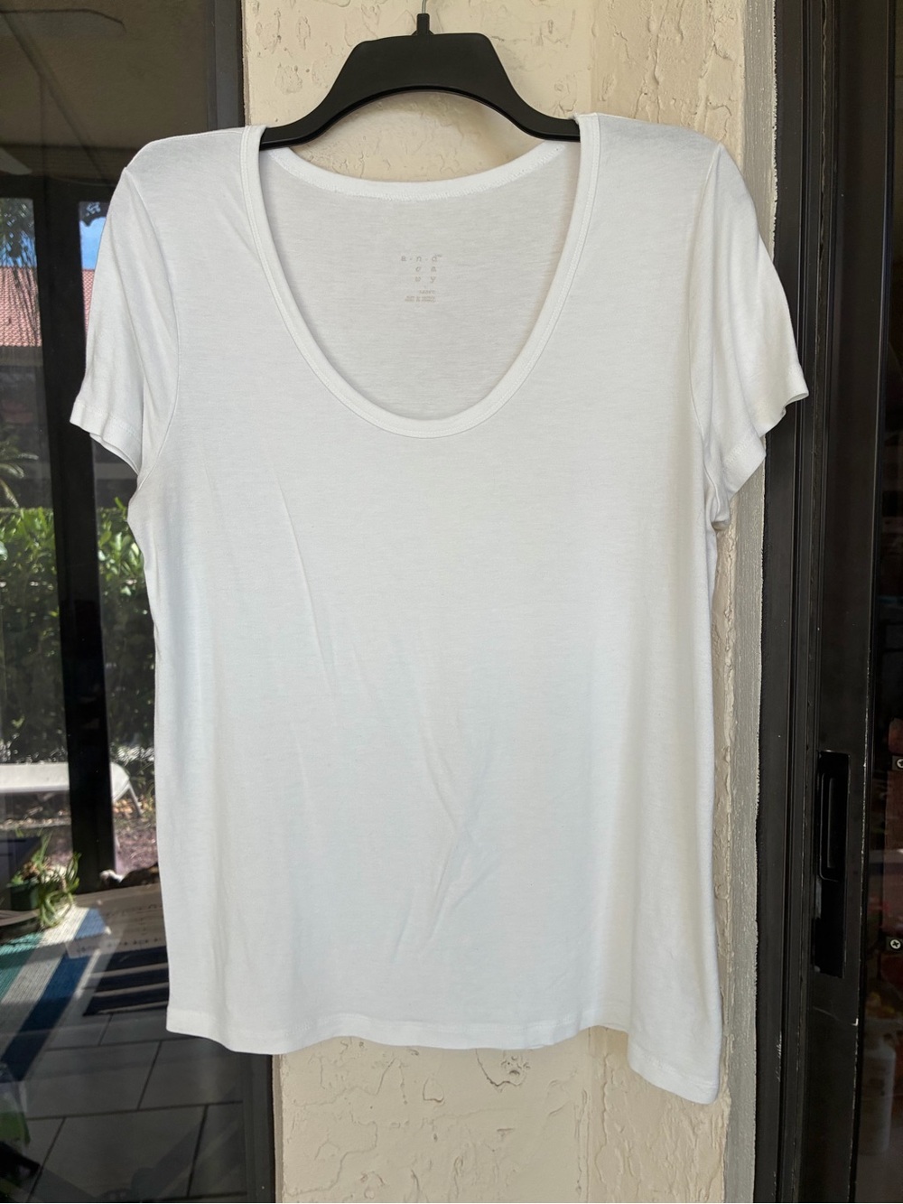 a new day White Scoop Neck Short Sleeve Tee Shirt